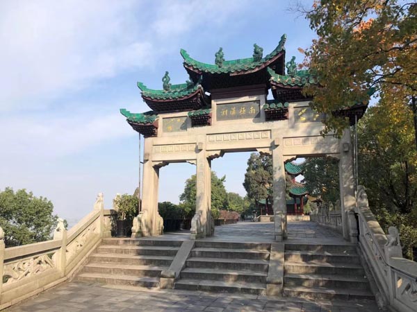 美容行業(yè)監(jiān)管升級(jí)，深圳律師事務(wù)所告訴您如何減少美容糾紛的發(fā)生