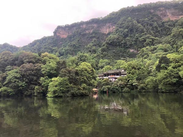 深圳房地產(chǎn)律師談一談開發(fā)商廣告宣傳的法律問題